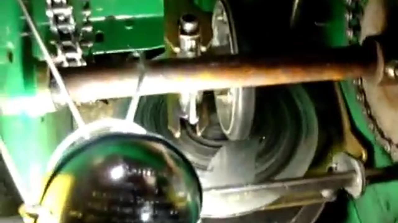 NSFW ( bad language & lousy video ) John deere snow blower fix for non moving snow blower