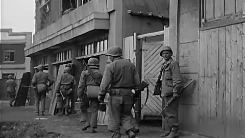 CAPTURE OF PYONGYAN... - CAPTURE OF PYONGYANG, NK CAPITAL, 1ST CAV DIV & ROK TROOPS ; - 111-adc-8418