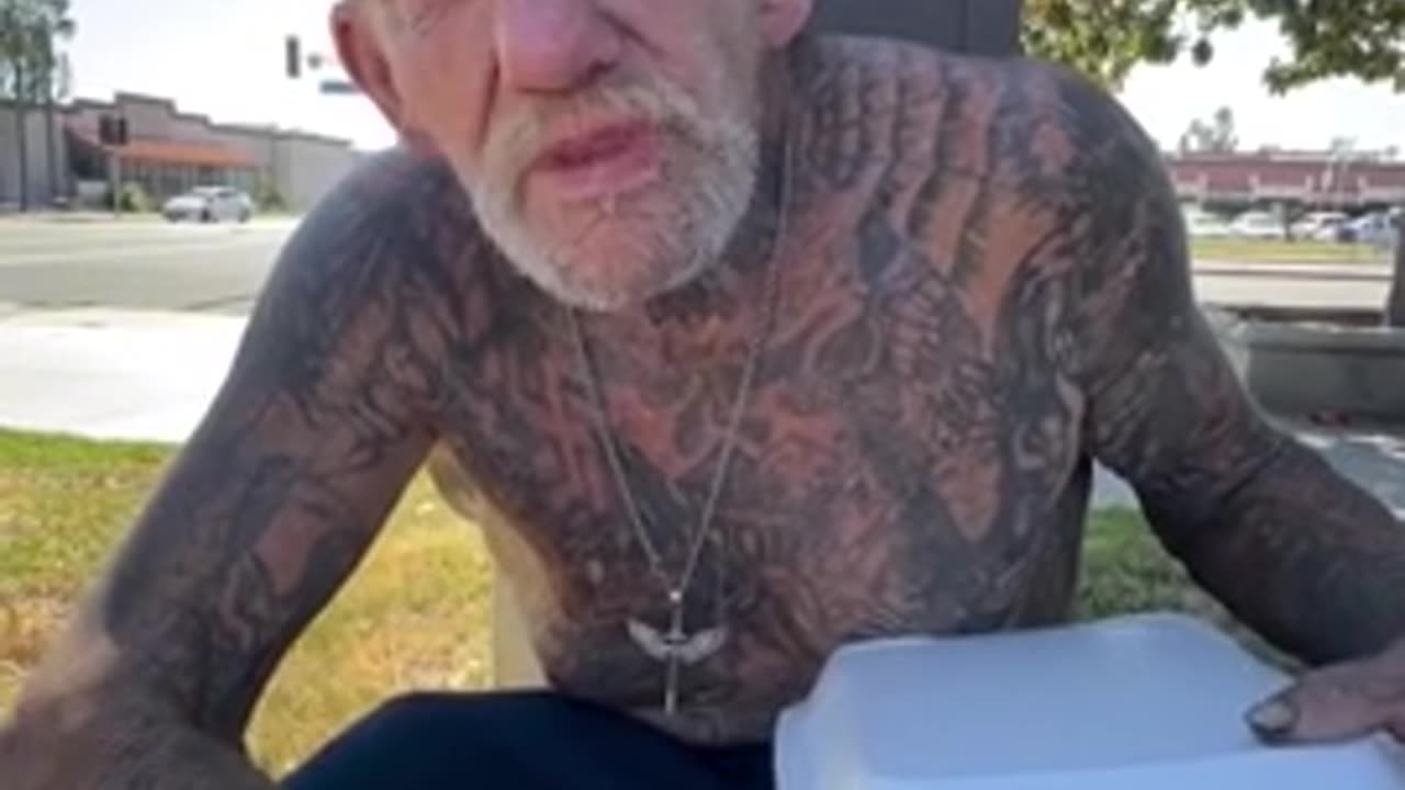 Millionaire blessed homeless who spent more than half of life in prison!!