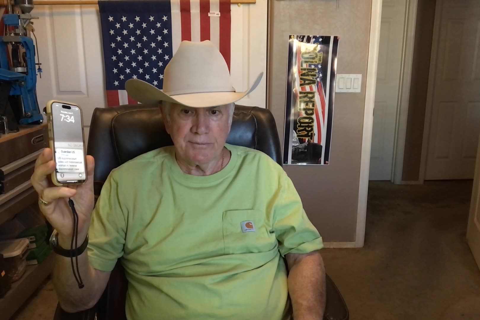 iPhone 15 Pros Speaker Phone Shut Down Unexpectedly!