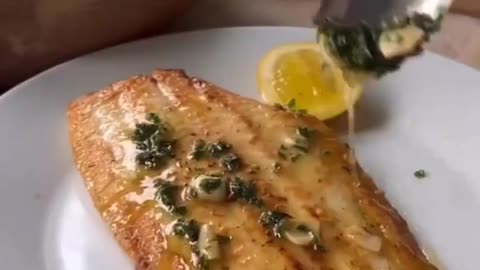 Coś poważnie jest nie tak z kurą sprzedawaną w supermarketach.