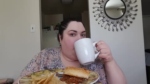 FB_2017_03_31_Cook and Eat with Me, Sloppy Joe's!