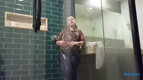 Wetlook girl