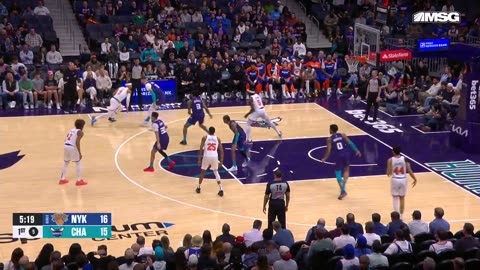 NBA - Josh Hart pulls up & drills the contested triple 🎯