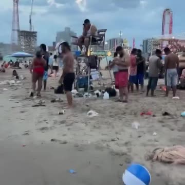 Coney Island Beach in NYC looks like a third-world country