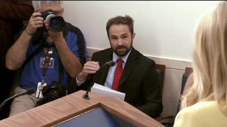 Reporter Highlights Clinton Body Count At Press Briefing