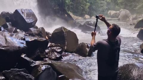 Why Philippine Waterfalls Are Driving Me Crazy 💦🇵🇭 | Expat Life Confession #4