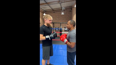 Jake Paul boxes a black guy