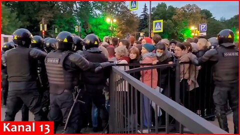 Russians furious with Putin rebel： Russian women lead the revolution