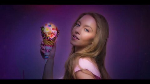 Sydney Sweeney & Baskin Robbins commerical