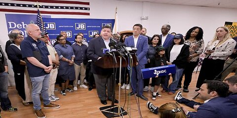 New Texas Democrats Who Fled to Stop Redistricting Just Folded Like a Bad Poker Hand