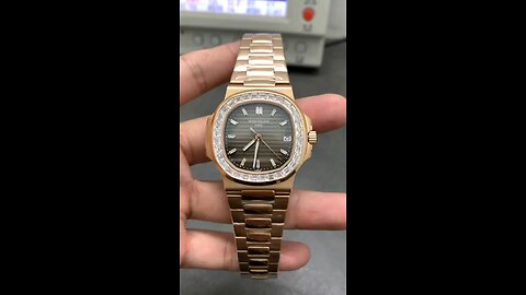 Patek Philippe Nautilus 5723/1R-001 40MM 18K Rose Gold Men’s Watch
