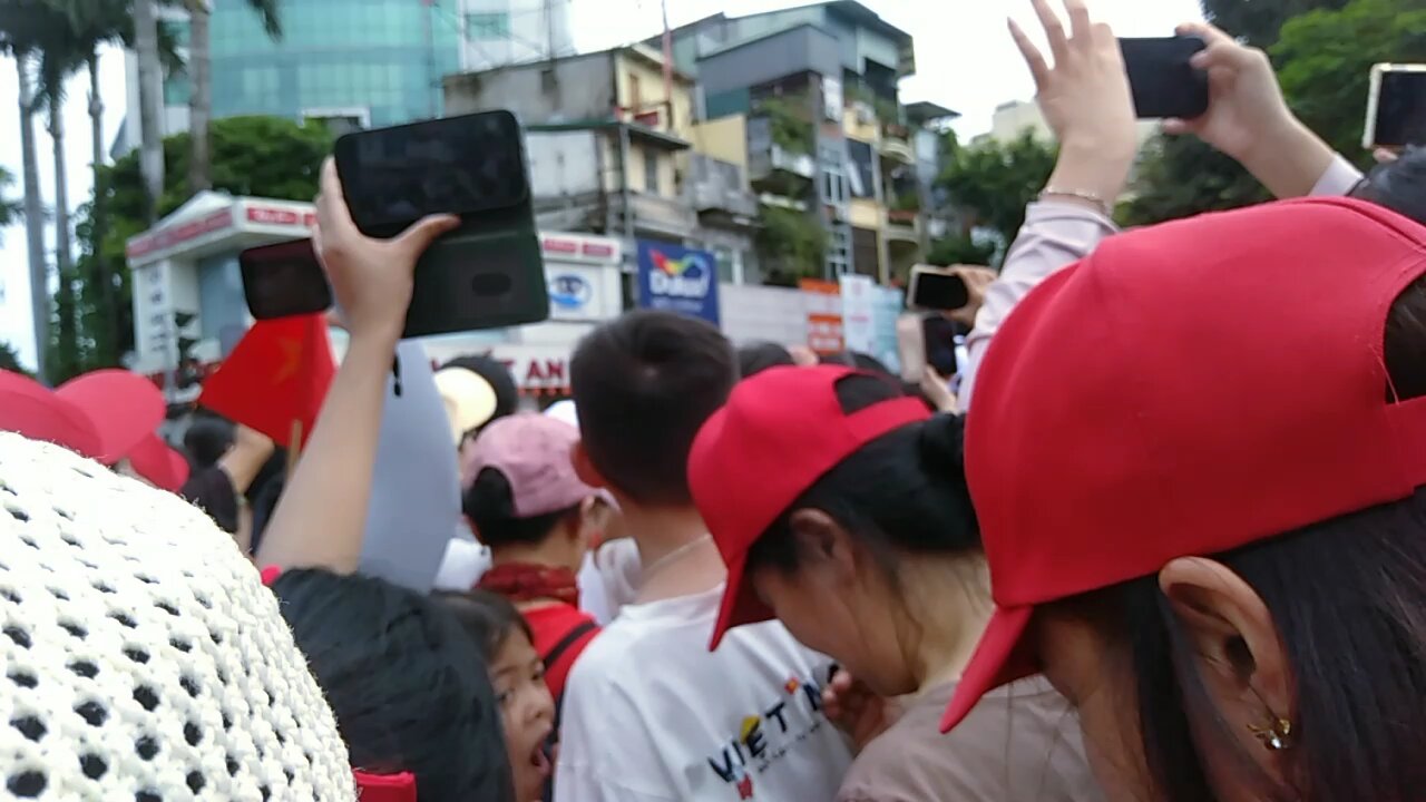 Việt Nam quê hương tôi đẹp lắm
