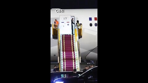 #French President Macron and his wife upon #Vietnam arrival. What is happening here... Cc:GBNews
