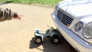 Car Crash! "Hit And Run" (Funny)