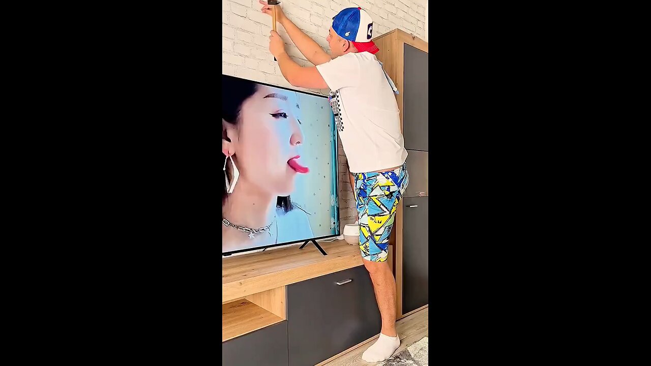 Interact with tv characters 😁🤣