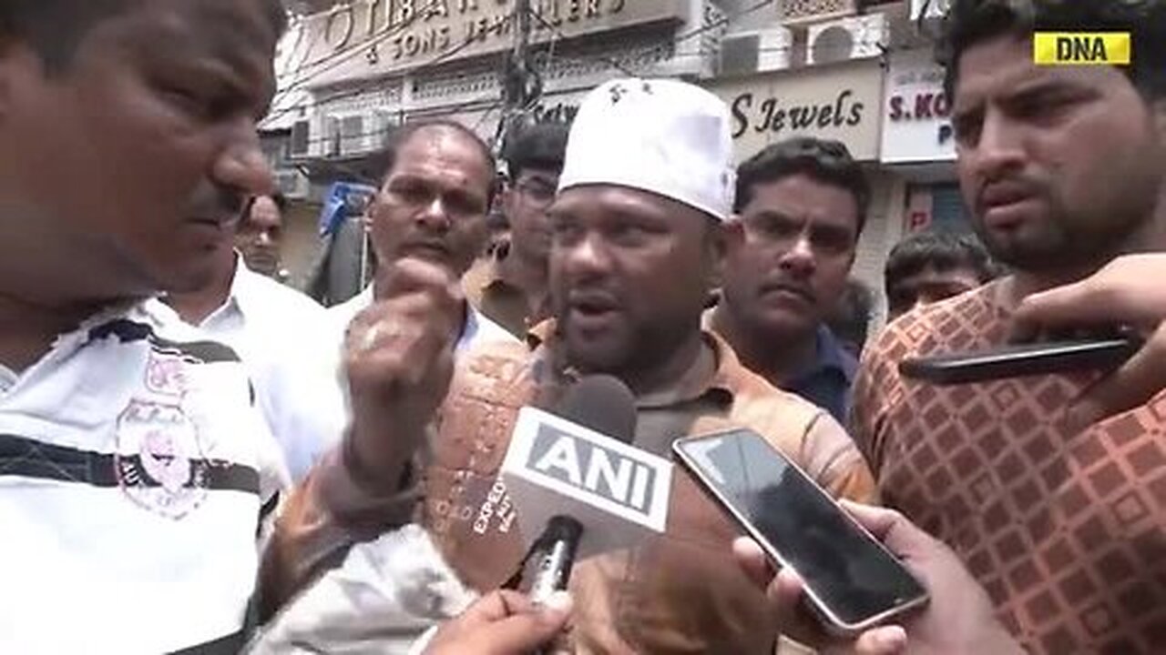 Hyderabad_News__What_Fire_Saviour_Saw;_Eyewitness_Recalls_Charminar_Fire_That_Killed_17