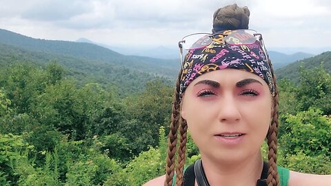 EXPLORING HELTON CREEK FALLS & THE SPECTACULAR GEORGIA MOUNTAIN VIEWS