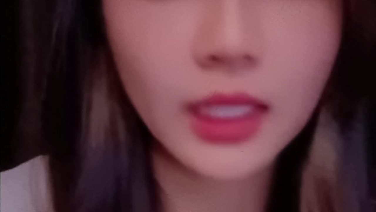 Streamer girl beauty