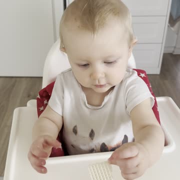 Baby Kayla Trying a Cracker for the First Time 🍪 Cute Snack Reaction