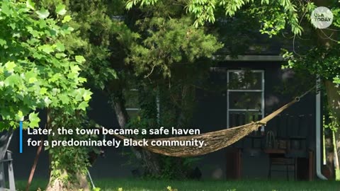 Black coastal town celebrate history while fighting to preserve it