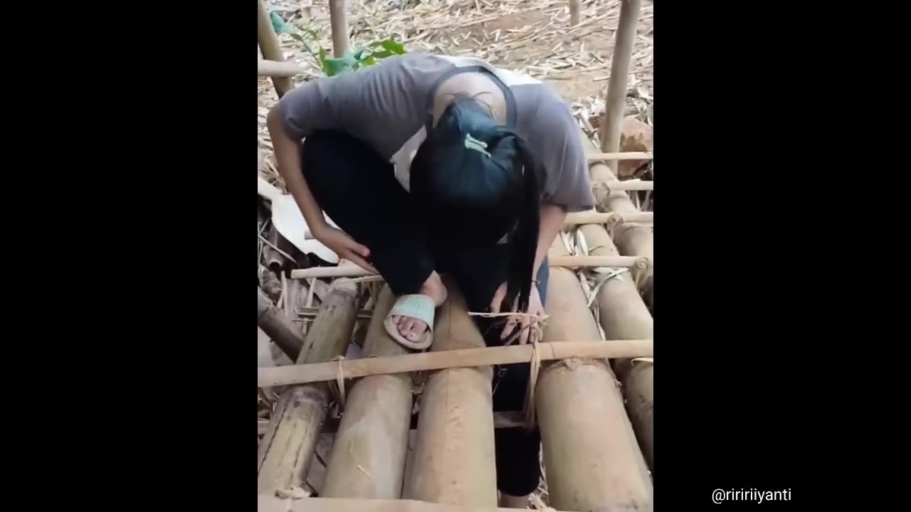 “I Was NOT Ready for This 😂”#funny #viral #randomvideo #shorts #lol #humor