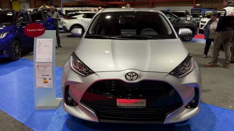 TOYOTA YARIS HYBRID 2025 - OVERVIEW & visual REVIEW (efficient SMALL car)