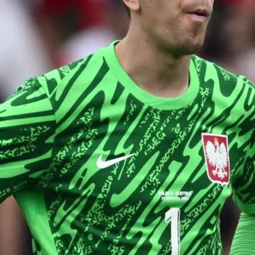 Hundred Million Stalls Yamal, Szczęsny Futures!