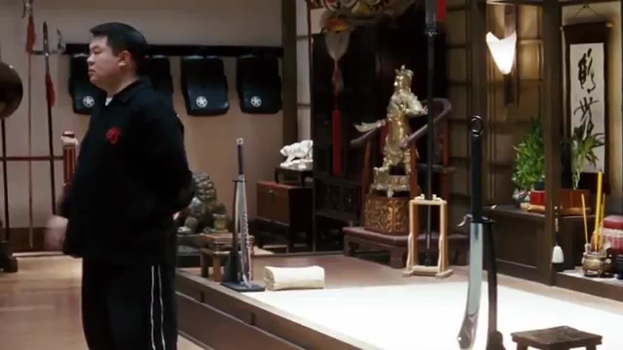 Rush Hour 3 | Carter vs The Giant