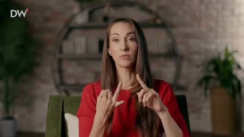 Body Language Expert- How To Overcome Awkwardness - Vanessa Van Edwards!