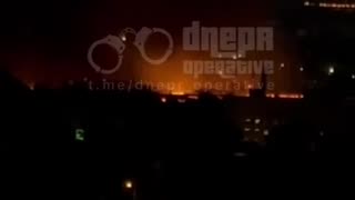 🤬 A massive warehouse fire continues in Dnipro: columns of smoke and flames