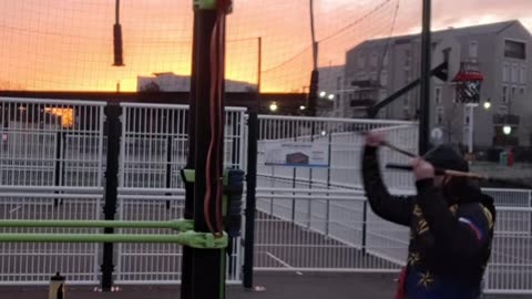 « Quand ton cosmos brûle et que le tonnerre gronde, aucun combat n’est perdu. »