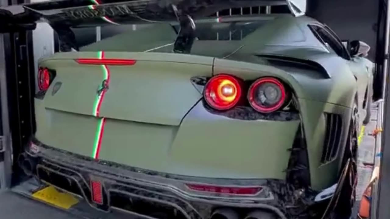 Experience the Thrill: Watch This Ferrari Unload!