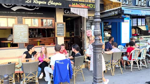 The most INSANE Bohemian Rhapsody Flashmob you will ever see!!