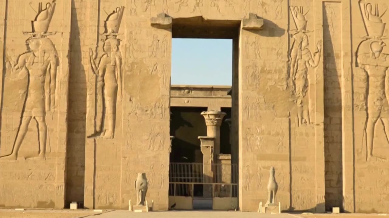 Entering the Temple of Horus in Edfu, Egypt | TravelwithSaave