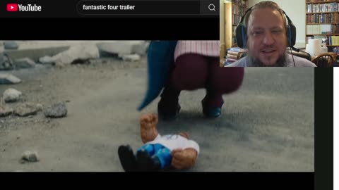 The Fantastic Four Trailer!! What is Going on with Pedro's Expression??