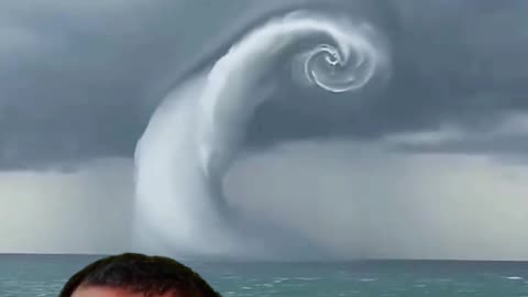 🌊 পানি আকাশে! আল্লাহর অলৌকিক শক্তি