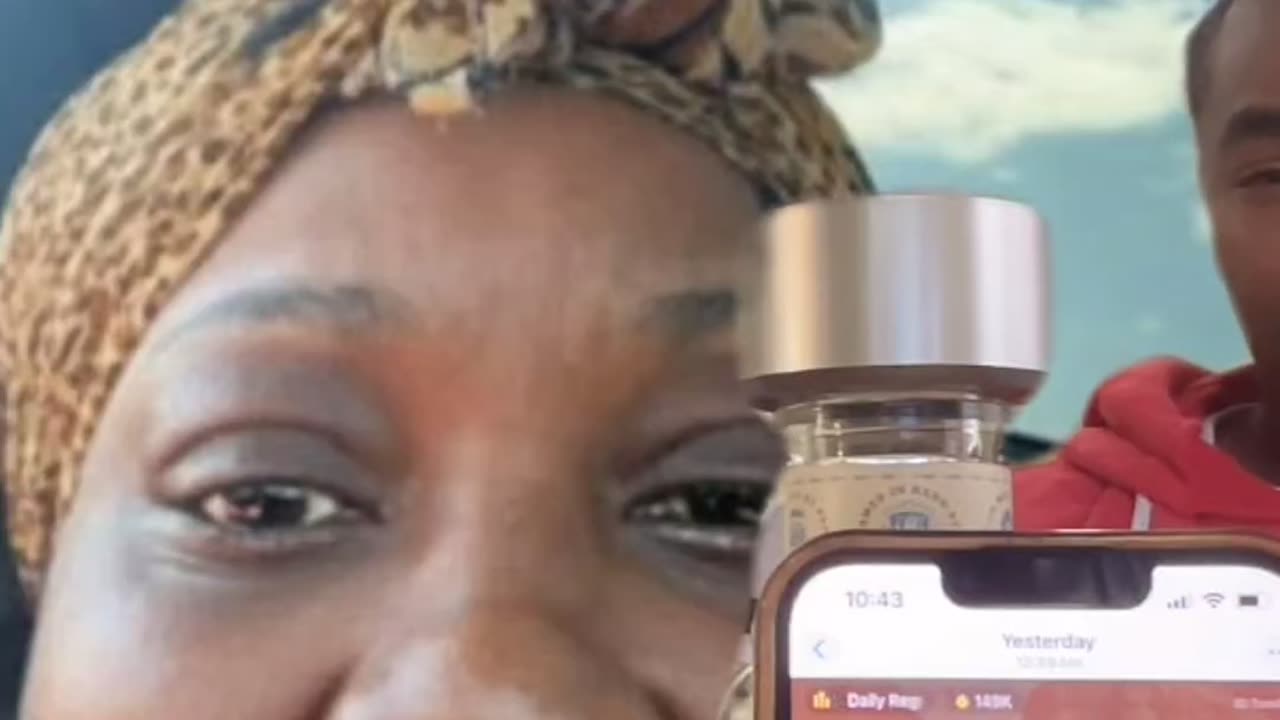 #CLIP2 LIKE NO OTHER PLAYS A SCREEN RECORDING HE MADE LOOK'N THRU THE WINTER