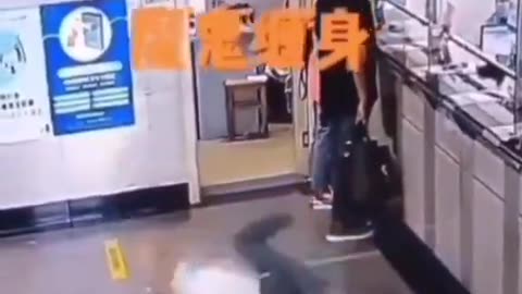 5g/6g Pulses Activating/Rupturing/Releasing Components of the Vaccine