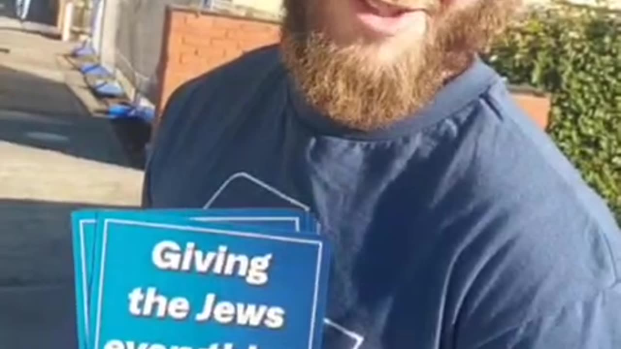 Joel Davis goes Liberal Goy mode