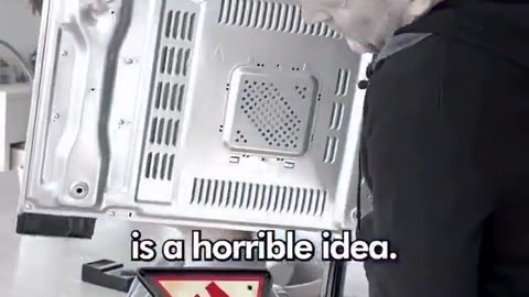 ⚠️ Microwaving the Brain with AirPods