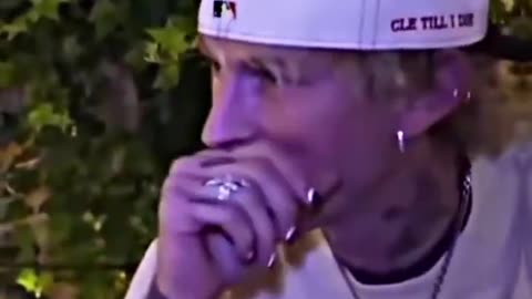 Machine Gun Kelly reveals how he looks so young 🩸😳