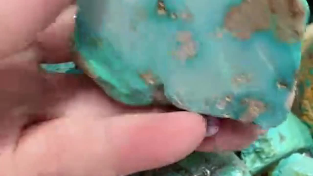 250417-1 Natural raw turquoise wool material sourced from high-quality mining