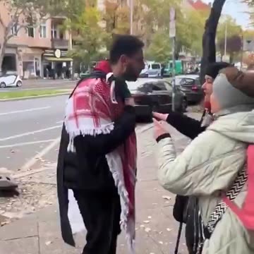 "Germany is dirty. You are kiIIers!" Islamists attack two defenseless German