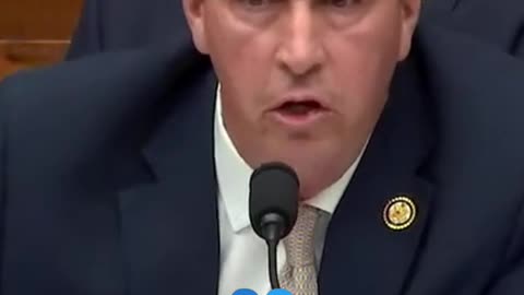 Shocking: Barry Moore uncovers how immigrants abandon IDs to slip past border checks!