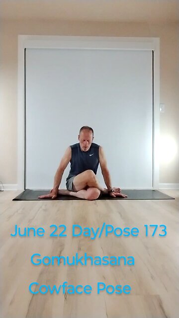 Gomukhasana / Cowface Pose