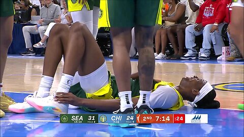 🤕 Rookie Dominique Malonga injures ankle, returns later | WNBA women's basketball