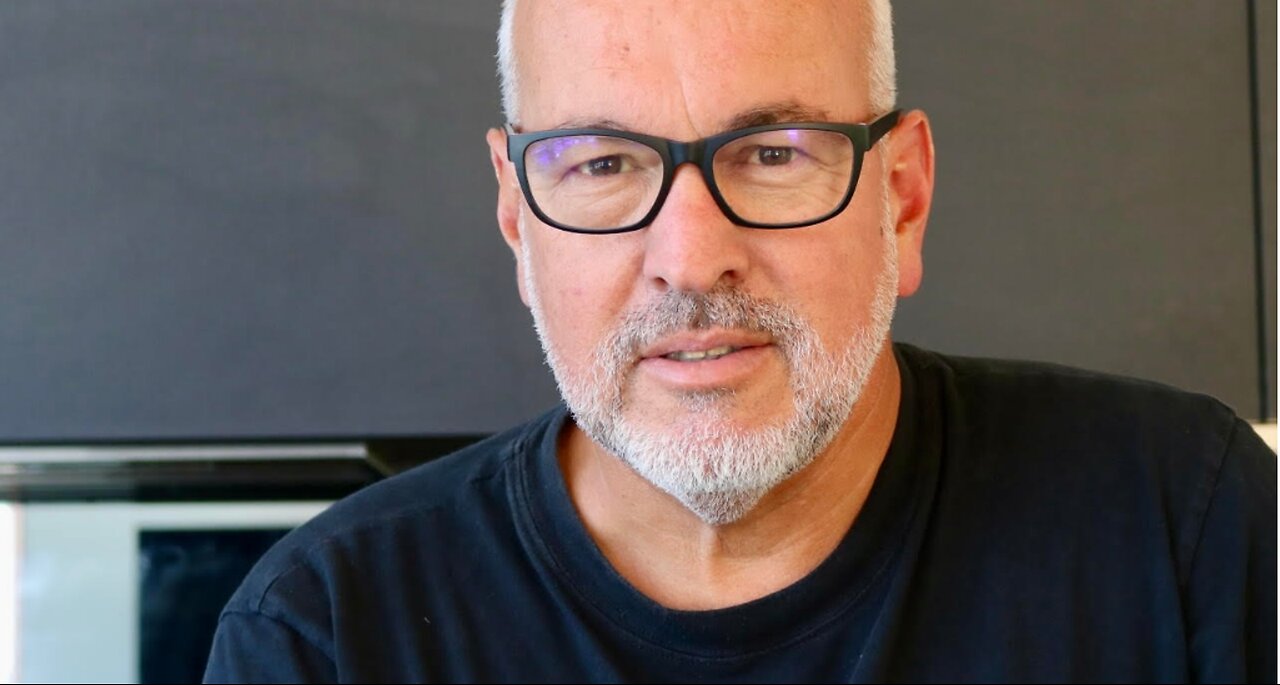 Why is the Psychic Economist excited about the Future?