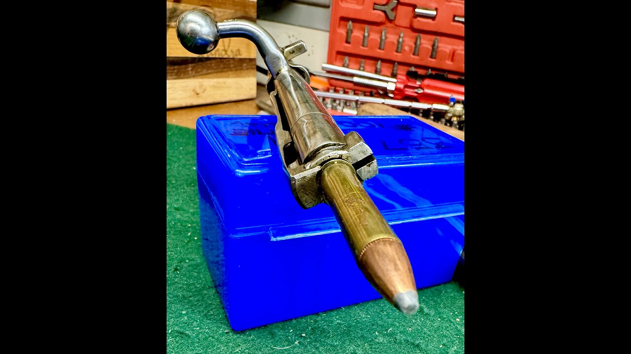 A 357 MAXIMUM BOLT..gun???