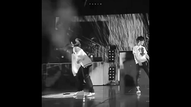 jk🐰-tae🐻(São Paulo (Lyrics) feat. Anitta)⚡🖤